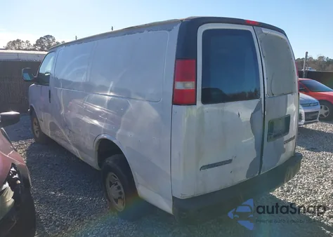 2006 Chevrolet Express Work Van из США, поврежденный, VIN 1GCGG25V661130507
